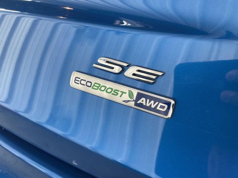 Used 2020 Ford Fusion SE AWD/4WD image 44