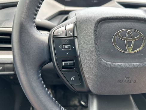 Used 2023 Toyota Prius LE image 16