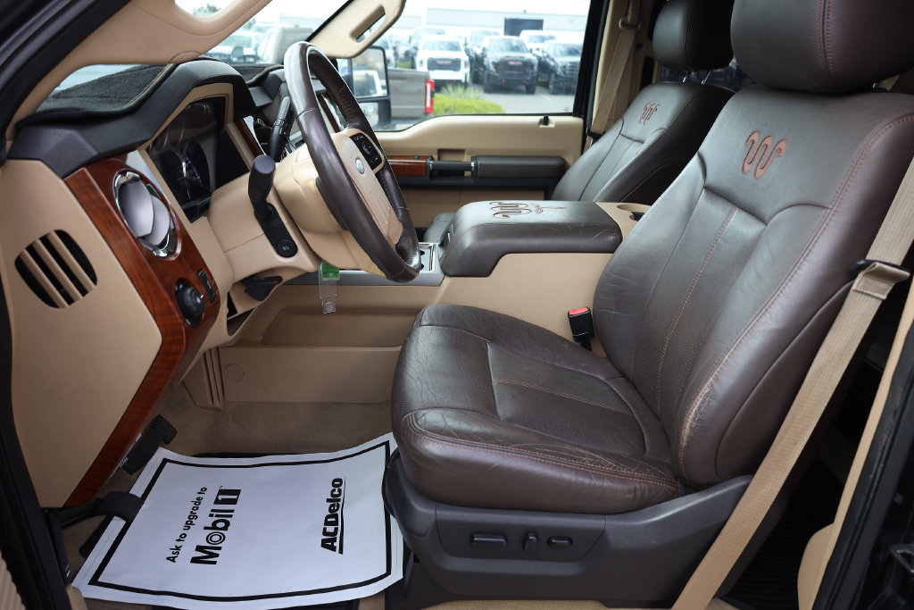 Used 2016 Ford F250 King Ranch w/ FX4 Off-Road Package AWD/4WD image 11