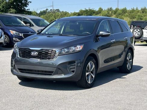 Used 2020 Kia Sorento FWD V6 image 3