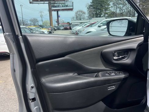 Used 2015 Nissan Murano SL w/ SL Technology Package image 11