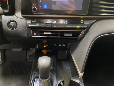 Used 2025 Toyota Camry LE FWD image 40