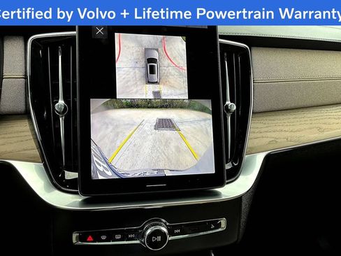 Used 2025 Volvo XC90 B6 Plus AWD/4WD image 29