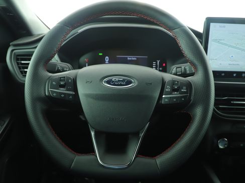 Used 2024 Ford Escape ST-Line w/ Equipment Group 301A FWD image 17