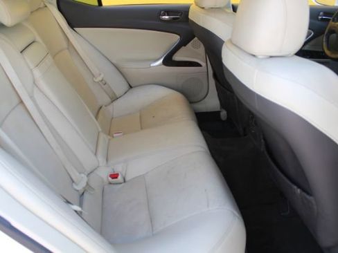 Used 2010 Lexus IS 250 image 10