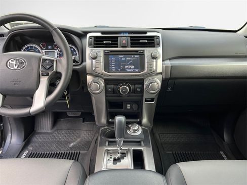 Certified 2018 Toyota 4Runner SR5 image 16