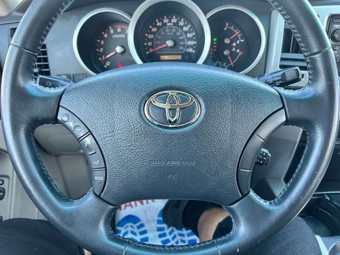 Used 2008 Toyota 4Runner SR5 image 18