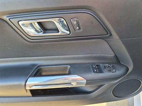 Used 2015 Ford Mustang Coupe w/ Equipment Group 051A image 13