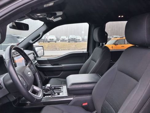 Used 2021 Ford F150 XLT w/ Equipment Group 302A High image 9