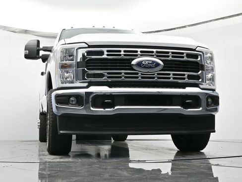 Used 2024 Ford F350 XLT w/ 360-Degree Camera Package image 34