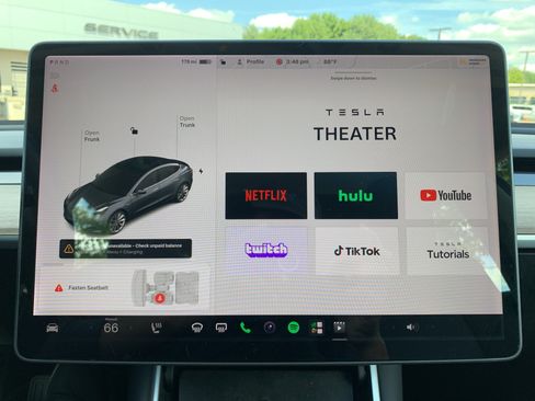 Used 2018 Tesla Model 3 Mid Range RWD image 28