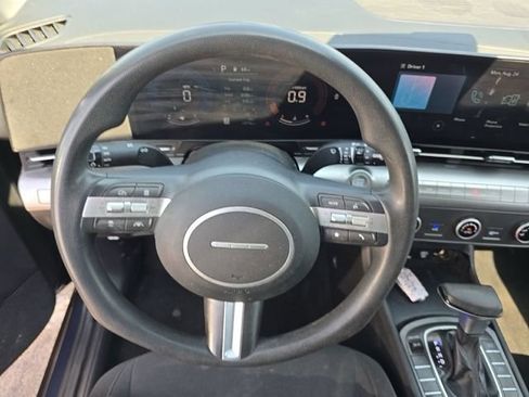 Used 2026 Hyundai Kona SE FWD image 6