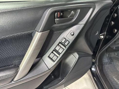 Used 2018 Subaru Forester 2.5i w/ Alloy Wheel Package AWD/4WD image 9
