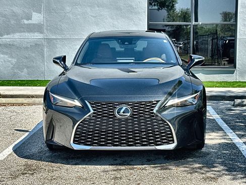 Used 2025 Lexus IS 300 w/ Comfort Package image 13