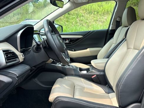 Certified 2023 Subaru Outback Limited AWD/4WD image 4