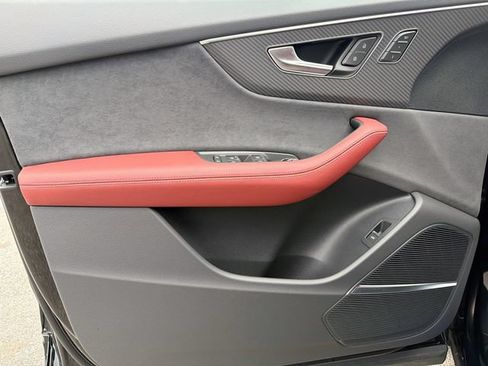 New 2026 Audi SQ8 Premium Plus AWD/4WD image 21
