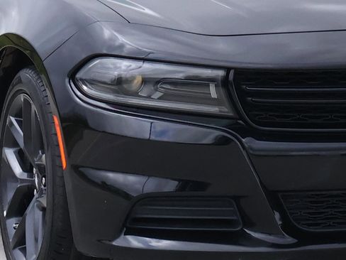 Used 2022 Dodge Charger SXT w/ Blacktop Package image 7