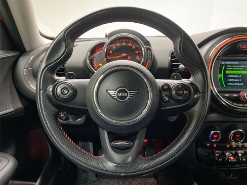 Used 2020 MINI Cooper Clubman S w/ Storage Package image 15