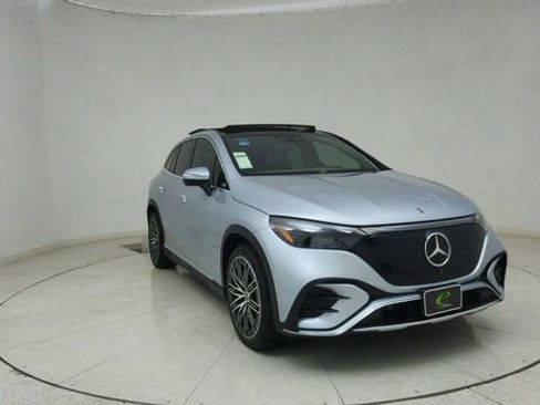 Used 2023 Mercedes-Benz EQE 350+ 4MATIC SUV w/ Pinnacle Trim Package image 64