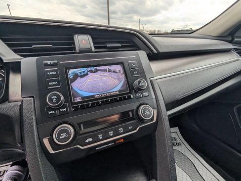 Used 2019 Honda Civic LX image 14