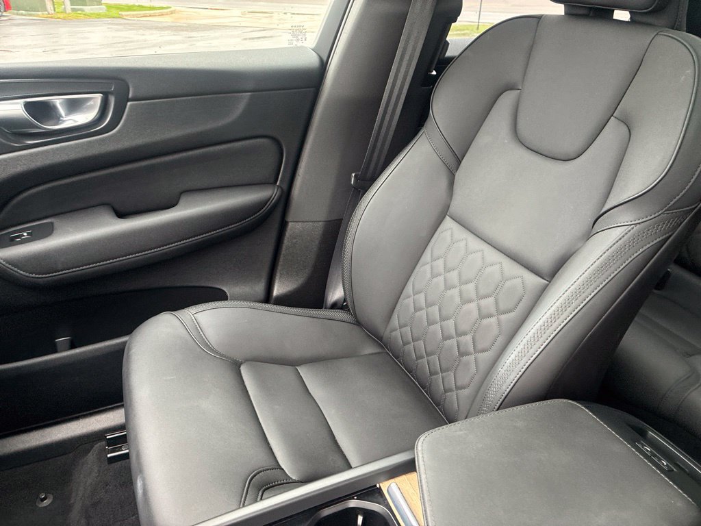 Certified 2026 Volvo XC60 B5 Plus AWD/4WD image 12