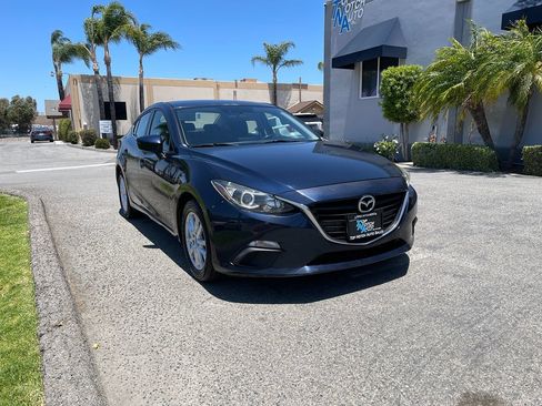 Used 2016 MAZDA MAZDA3 i Sport w/ Preferred Equipment Package FWD image 3