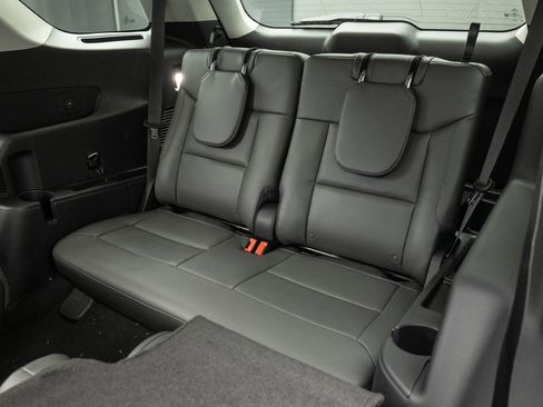 New 2025 Ford Explorer Active w/ Active Comfort Package image 53