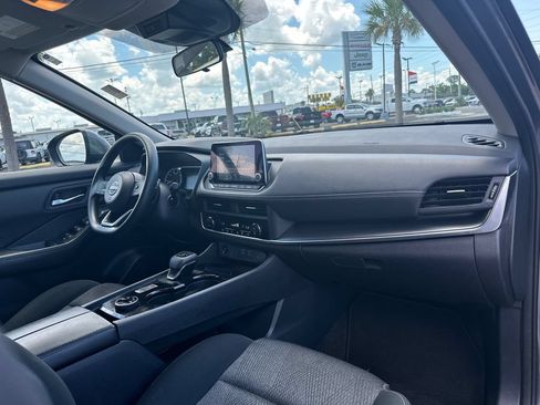 Used 2024 Nissan Rogue SV AWD/4WD image 21