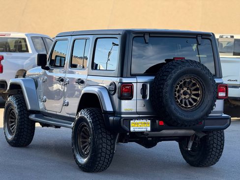 Used 2020 Jeep Wrangler Unlimited Sahara image 5