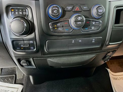 Used 2022 RAM 1500 Warlock AWD/4WD image 23