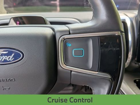 Used 2025 Ford Expedition Platinum AWD/4WD image 20