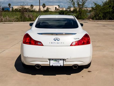 Used 2014 INFINITI Q60 Journey w/ Premium Package image 2