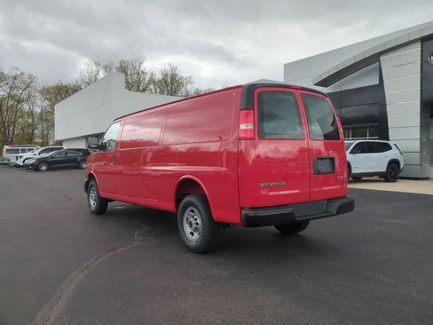 New 2026 GMC Savana 2500 Extended w/ Driver Convenience Package RWD image 7