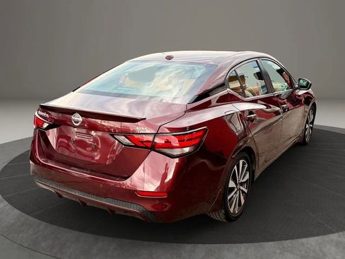 Used 2021 Nissan Sentra SV w/ SV Premium Package image 4