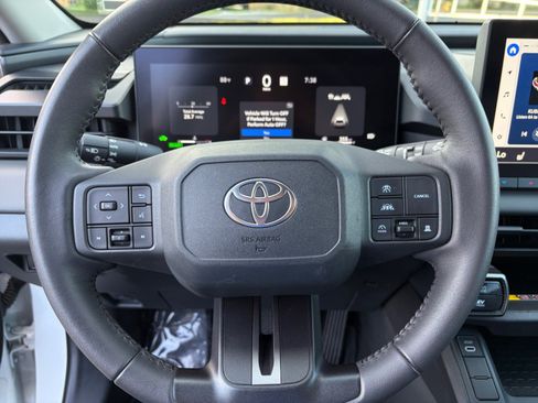Used 2026 Toyota RAV4 XLE Premium AWD/4WD image 12