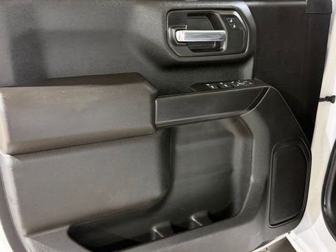 Used 2025 Chevrolet Silverado 2500 Custom w/ Custom Value Package AWD/4WD image 18