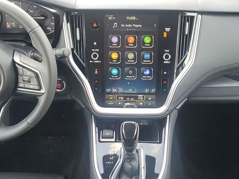 Used 2025 Subaru Outback Premium w/ Popular Package #1A image 13