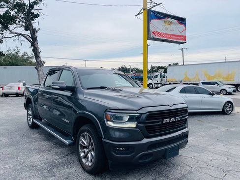 Used 2021 RAM 1500 Laramie w/ Sport Appearance Package AWD/4WD image 3