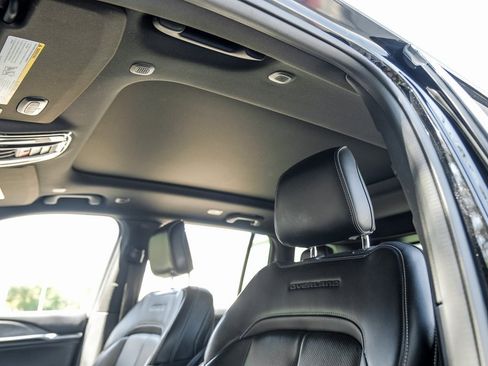 Used 2022 Jeep Grand Cherokee Overland image 9