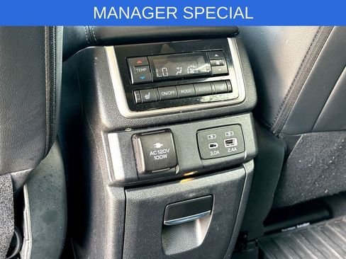 Used 2023 Subaru Ascent Touring AWD/4WD image 27