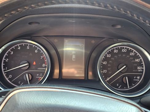 Used 2020 Toyota Camry SE w/ Carpet Mat Package FWD image 10