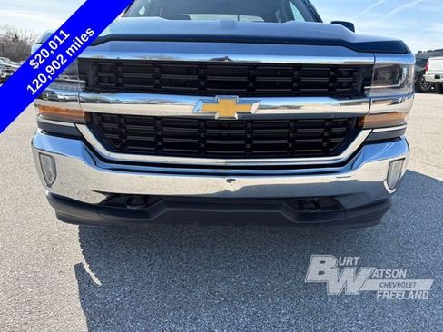 Used 2018 Chevrolet Silverado 1500 LT w/ All Star Edition AWD/4WD image 10