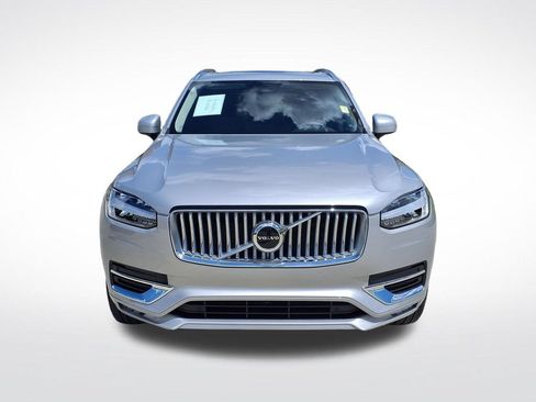 Certified 2025 Volvo XC90 B5 Core AWD/4WD image 2