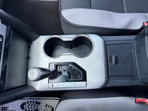 Used 2012 Toyota Camry SE FWD image 17