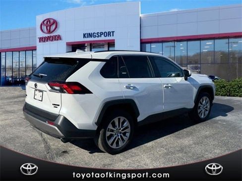 Used 2024 Toyota RAV4 Limited w/ Advanced Technology Package image 5