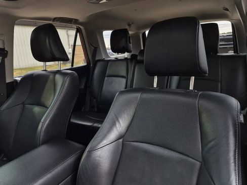 Used 2016 Toyota 4Runner Limited image 18