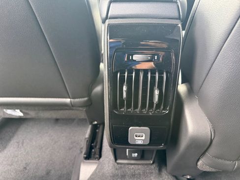 New 2026 Jeep Compass Latitude image 29