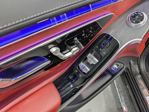 Certified 2023 Mercedes-Benz S 500 4MATIC image 36