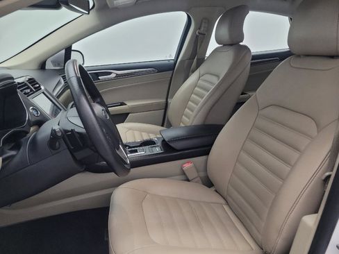 Used 2019 Ford Fusion SEL FWD image 17