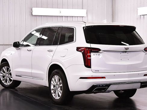 Used 2024 Cadillac XT6 Luxury w/ LPO, Floor Liner Package image 5